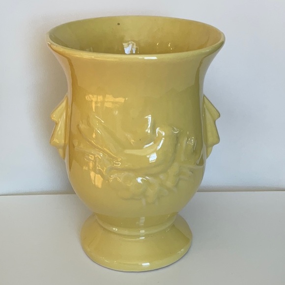 Mccoy Accents Vintage Mccoy Pottery Large Yellow Bird Vase Great